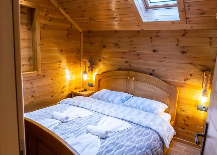 Apartmani Bor